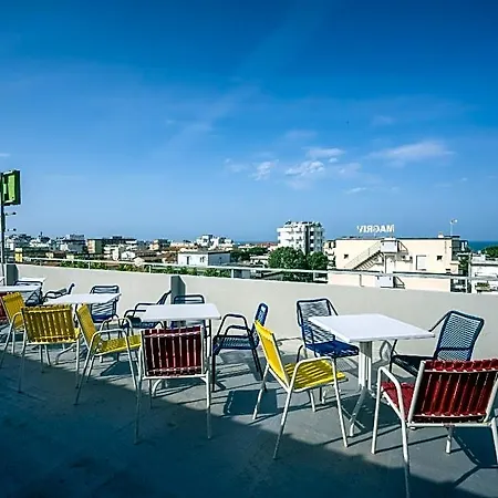 Mamy Hotel