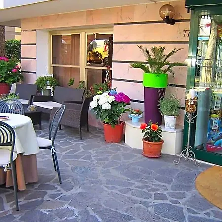 Hotel Mamy