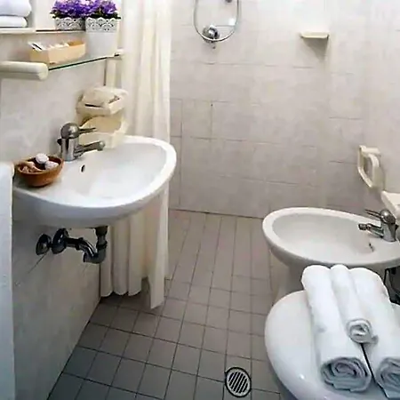 Mamy Hotel