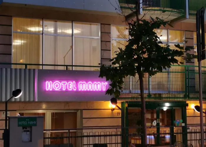 Ξενοδοχείο Mamy 2*